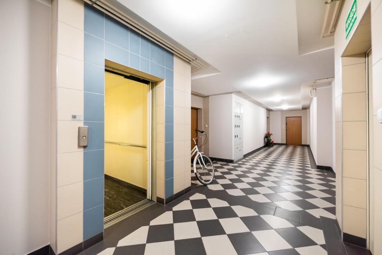 Metro Kondratowicza Velvet Apartment Varsó Kültér fotó