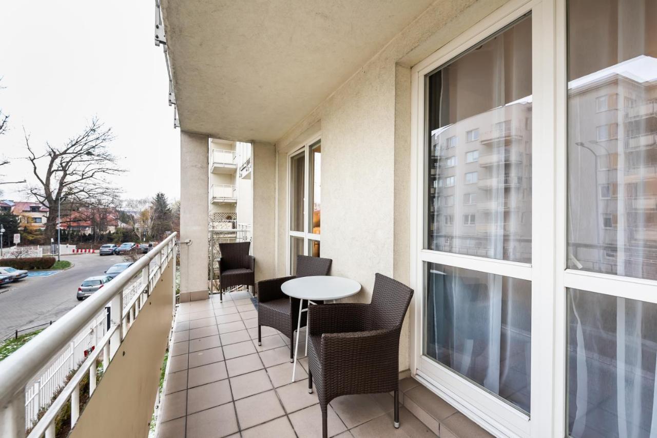 Metro Kondratowicza Velvet Apartment Varsó Kültér fotó